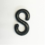 S-Hook Attachment for Chains - Black